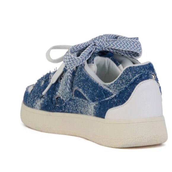 Callie Lives Miz Blue & White Studded Cutout Denim Sneaker 8 10 - Picture 5 of 7